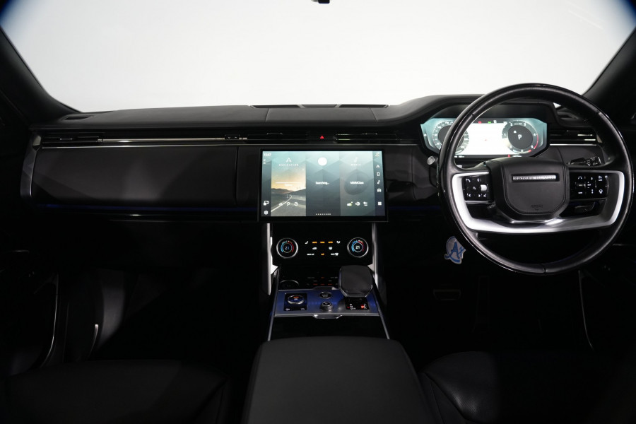 2022 Land Rover Range Rover D350 HSE SUV Image 12