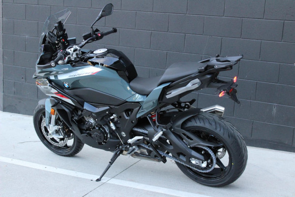 2026 BMW S 1000 XR Sport S 1000 image 4