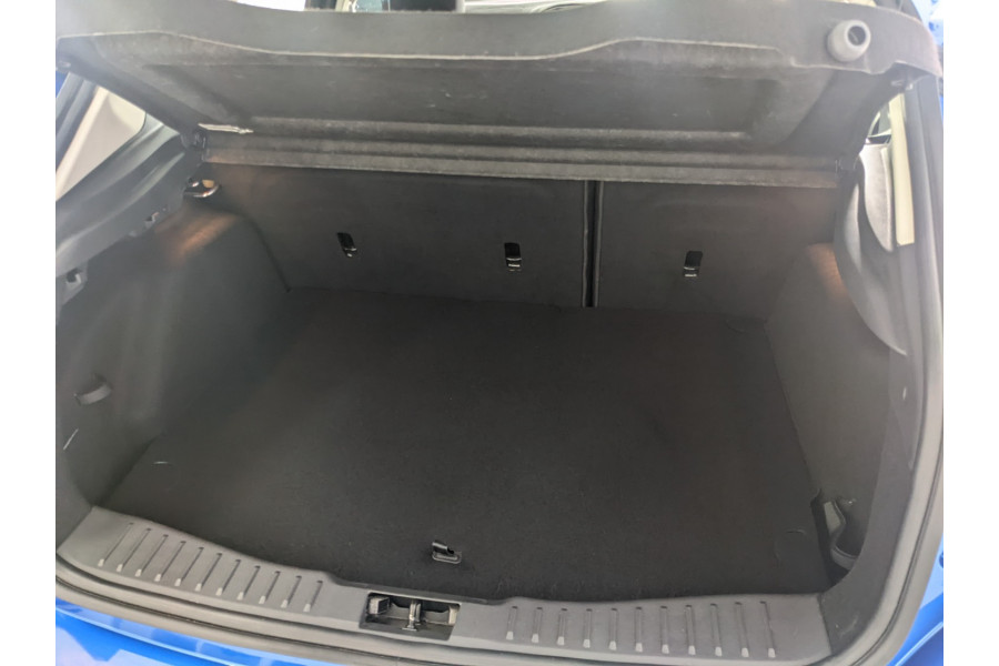 2017 Ford Focus LZ TREND Hatchback Image 8