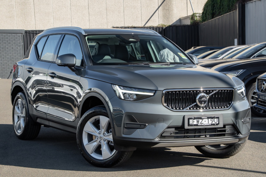 2026 Volvo XC40 XZ Plus B4 SUV Image 7