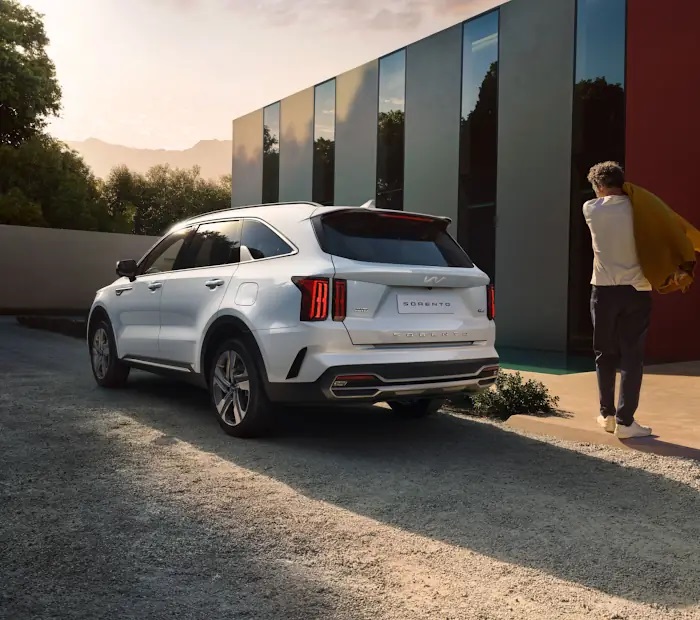 A new kind of luxury SUV. Image