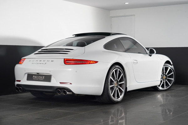 2015 Porsche 911 Carrera S Coupe Image 18