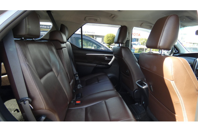 2018 Toyota Fortuner GUN156R MY18 CRUSADE SUV Image 15