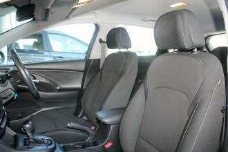 2019 Hyundai i30 PD2 MY19 Active Hatchback image 18