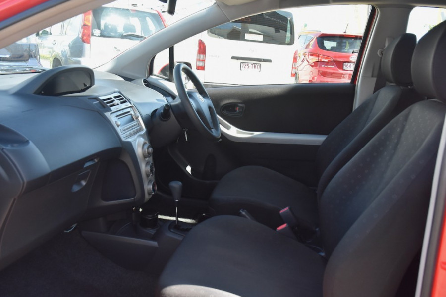 2006 Toyota Yaris NCP90R YR Hatchback Image 6