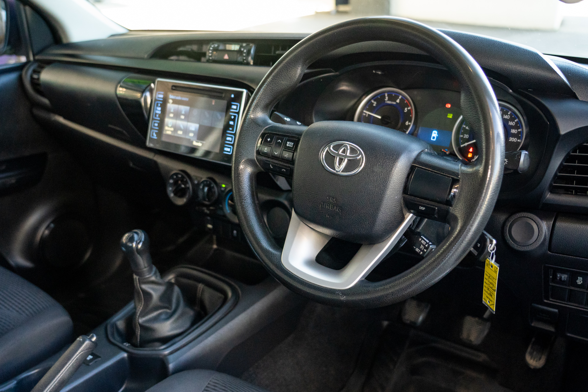 2017 Toyota HiLux SR Cab Chassis Image 6