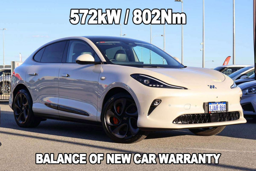 2025 MG IM6 S12L Performance SUV Image 1