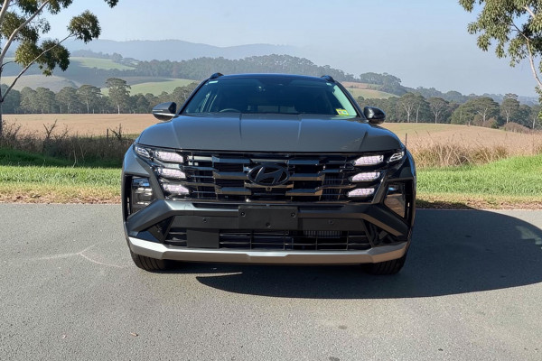 2026 Hyundai Tucson NX4.V4 Hybrid Premium SUV Image 2