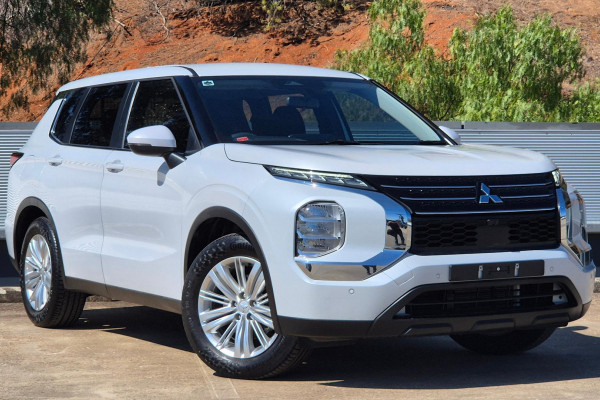 2021 MY22 Mitsubishi Outlander ZM ES SUV