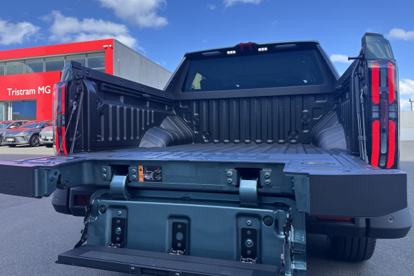 2025 MG U9 EKK1C Explore Pro Ute Image 9