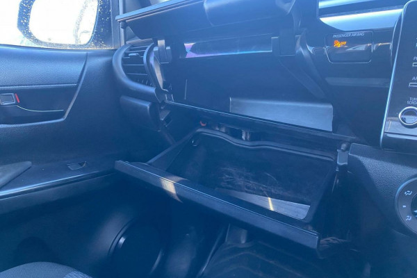 2022 Toyota HiLux TGN121R WorkMate Cab Chassis Image 17