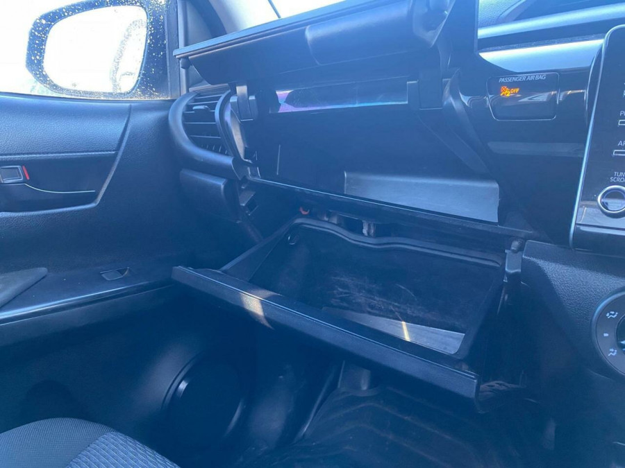 2022 Toyota HiLux TGN121R WorkMate Cab Chassis Image 17