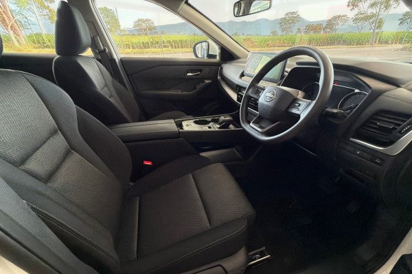 2026 Nissan X-Trail T33 ST SUV Image 5