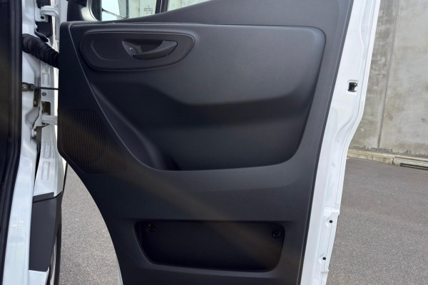 2026 Mercedes-Benz Sprinter VS30 417CDI LWB Van Image 33