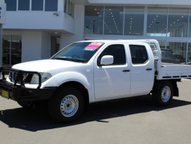 Nissan Navara RX D40 S7 