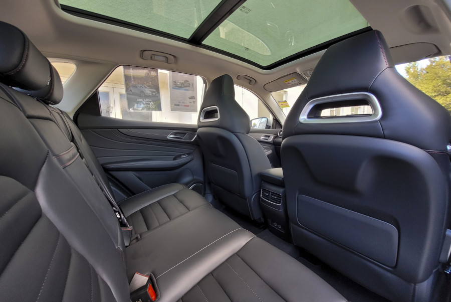 2023 MG HS PHEV Essence Plug-In Hybrid SUV Image 13