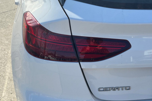2023 MY24 Kia Cerato BD S Hatch Image 10