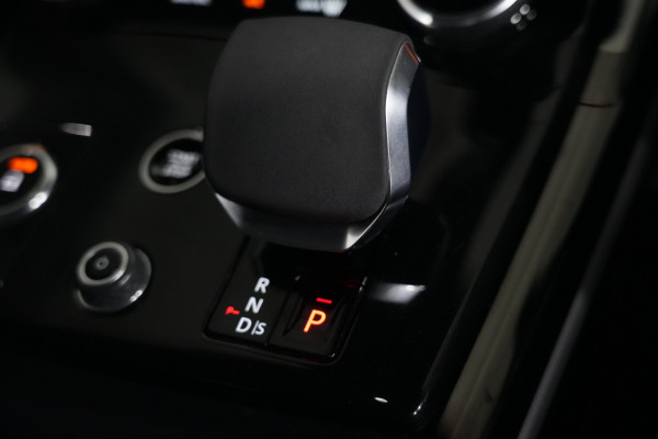 2023 Land Rover Range Rover Sport L461 D300 Dynamic SE SUV image 16