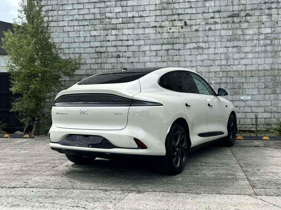 2026 MY25 MG IM6 S12L Platinum SUV Image 3