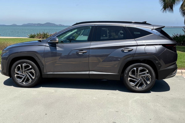 2026 Hyundai Tucson NX4.V4 Hybrid Premium SUV Image 4