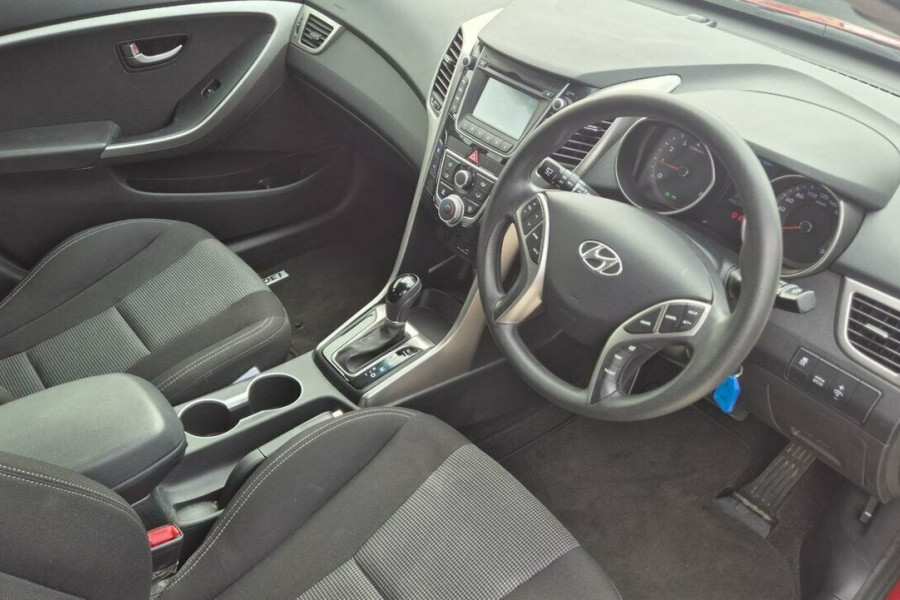 2013 Hyundai i30 GD2 Active Hatch Image 9