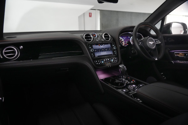 2020 Bentley Bentayga V8 SUV Image 28