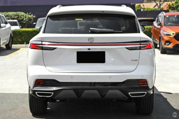 2024 MY24.5 MG HS AS33 Essence SUV