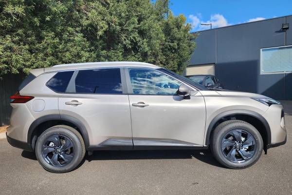 2026 Nissan X-Trail T33 ST-L SUV Image 9