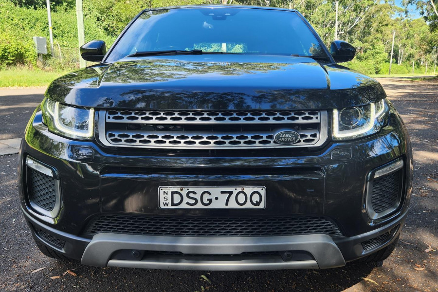 2017 Land Rover Range Rover Evoque L538 TD4 150 SE SUV Image 8