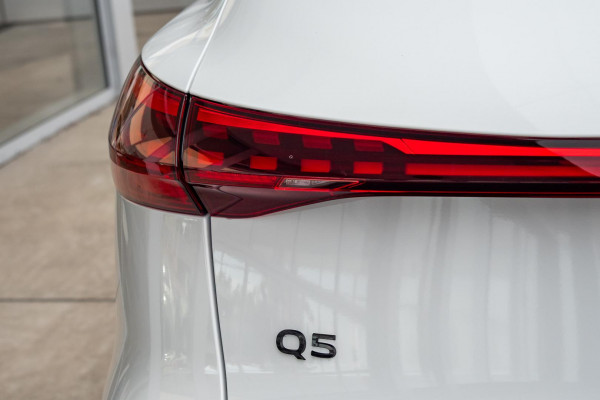 2026 Audi Q5 e-hybrid 270kW SUV image 24