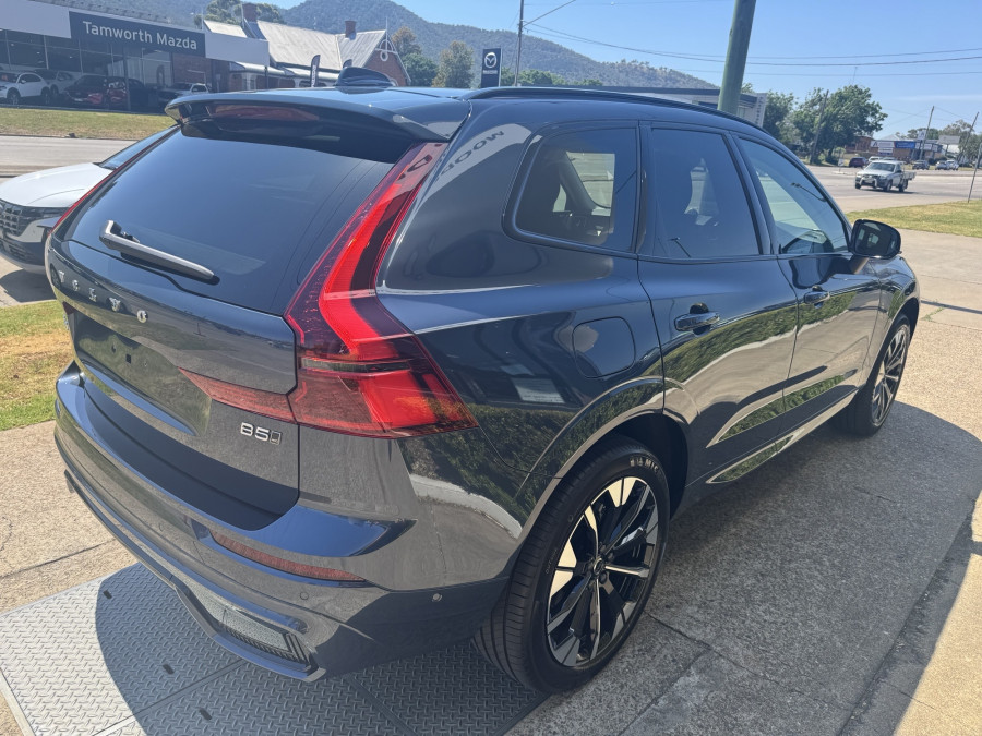 2026 Volvo XC60 UZ Ultra B5 Dark SUV Image 5