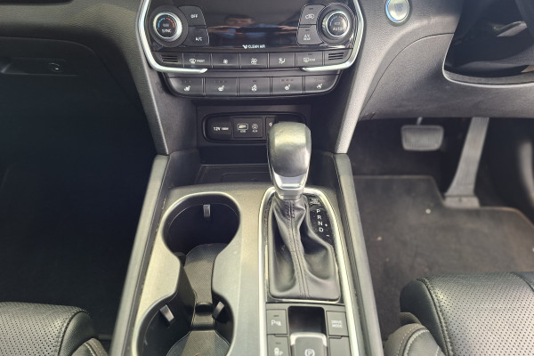 2018 Hyundai Santa Fe DM5 Series II Highlander SUV Image 18