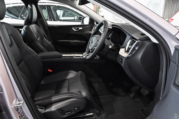 2026 Volvo XC60 UZ Ultra B5 Dark SUV Image 6