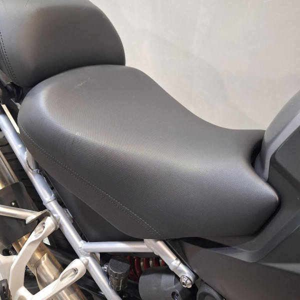 2022 Triumph Tiger 1200 GT Explorer Tiger image 24