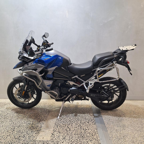 2022 Triumph Tiger 1200 GT Explorer Tiger image 4