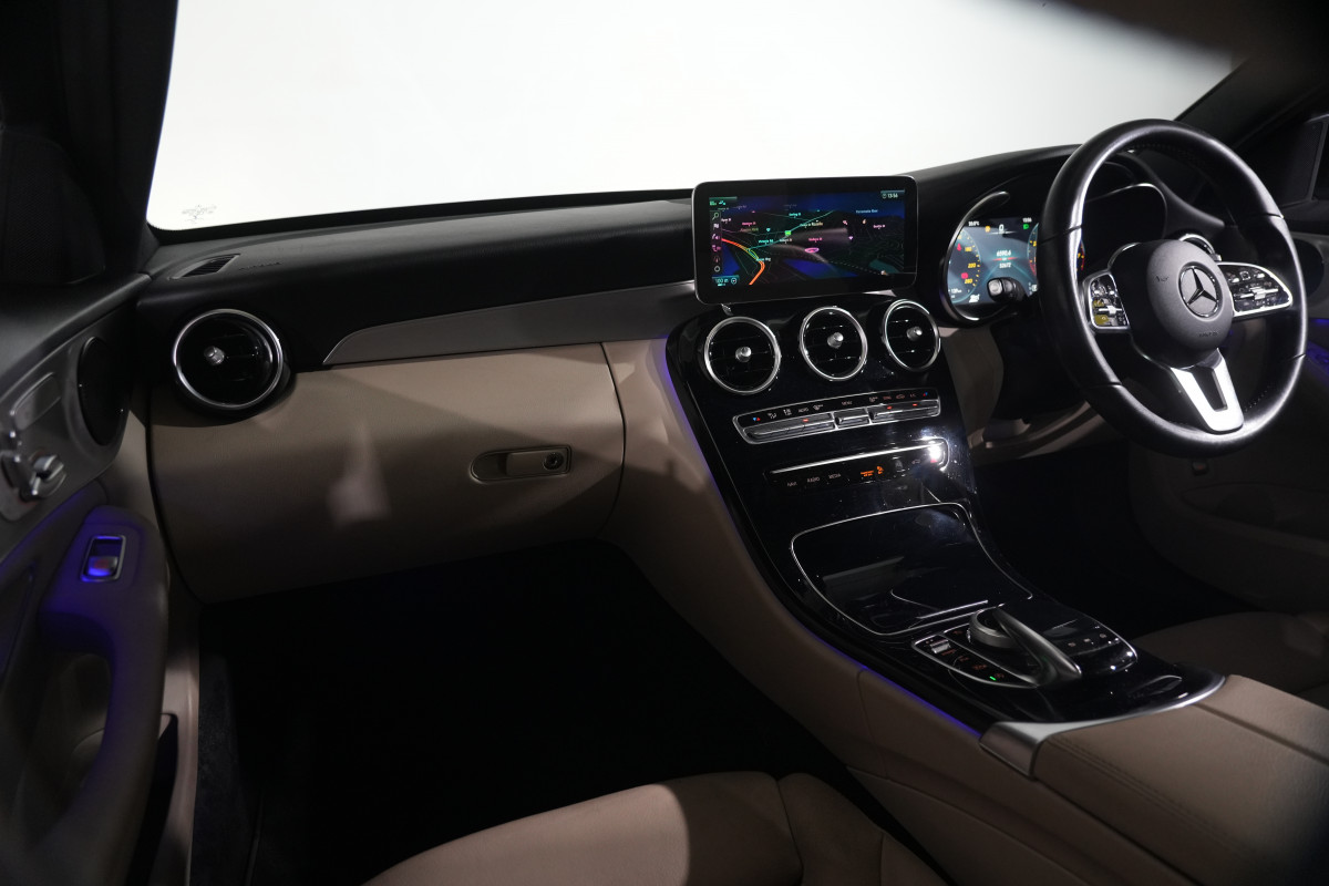 2020 Mercedes-Benz C-Class C300 Sedan