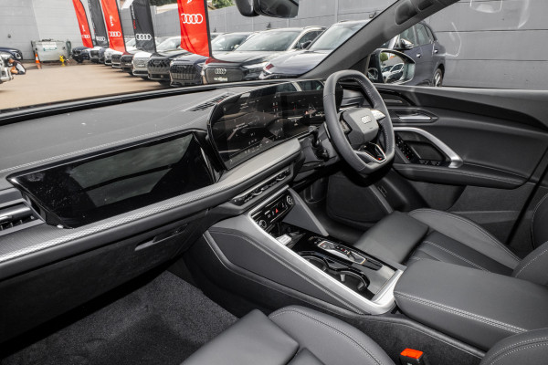 2025 Audi Q5 GU TFSI 150kW SUV image 8