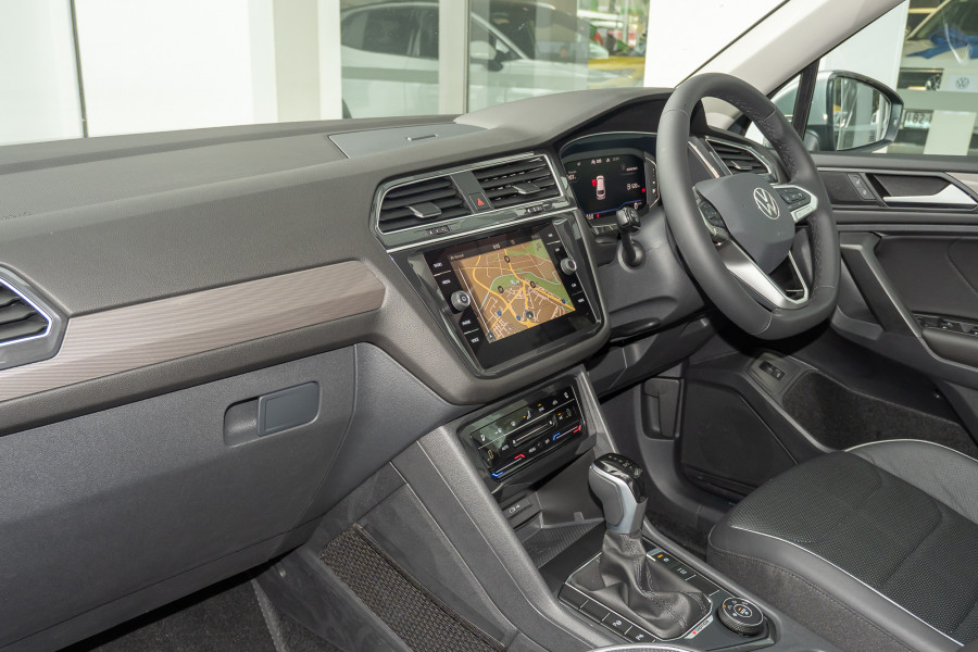 2023 MY24 Volkswagen Tiguan 5N 132TSI Life Allspace SUV Image 8