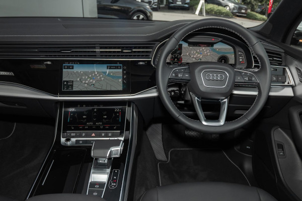2025 Audi Q7 4M TDI 170kW SUV image 7