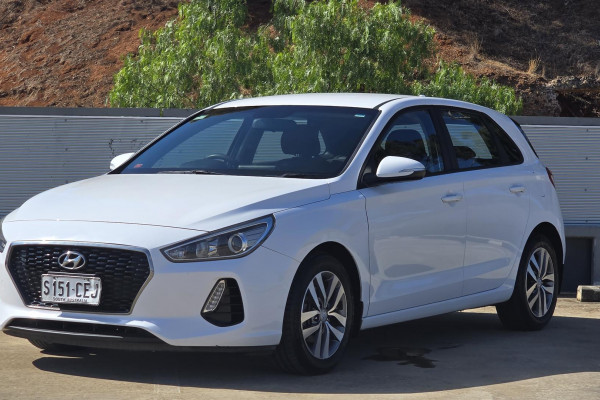 2017 MY18 Hyundai i30 PD Active Hatch
