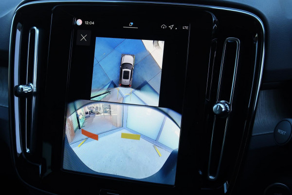 2025 MY26 Volvo XC40 XZ Plus B4 SUV Image 20