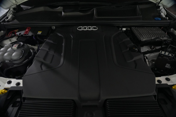 2020 Audi Q7 45 TDI SUV image 33