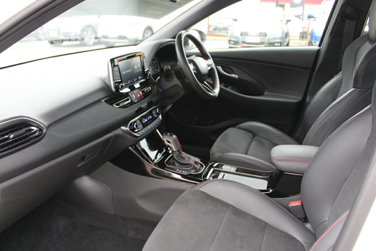 2024 MY25 Hyundai i30 PDe.V6  N Line Premium Hatch Image 17