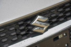 2023 Suzuki Swift AZ Series II GL Hatch image 18