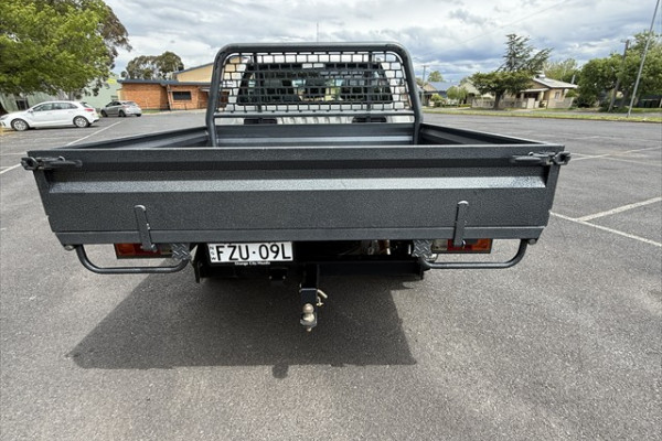 2018 Mazda BT-50 UR XT Cab Chassis Image 4