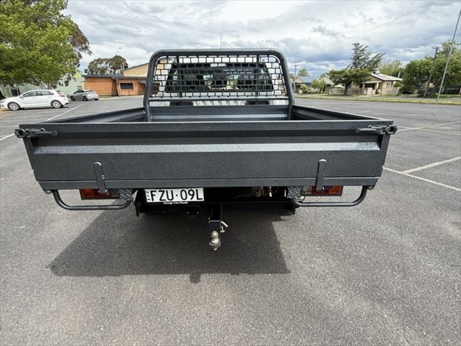 2018 Mazda BT-50 UR XT Cab Chassis Image 4