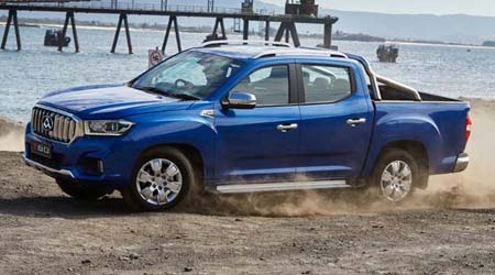 T60 Dual Cab Ute And its crawling with safety features