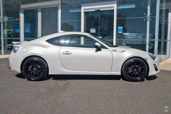2013 Toyota 86 ZN6 GTS Coupe Image 5