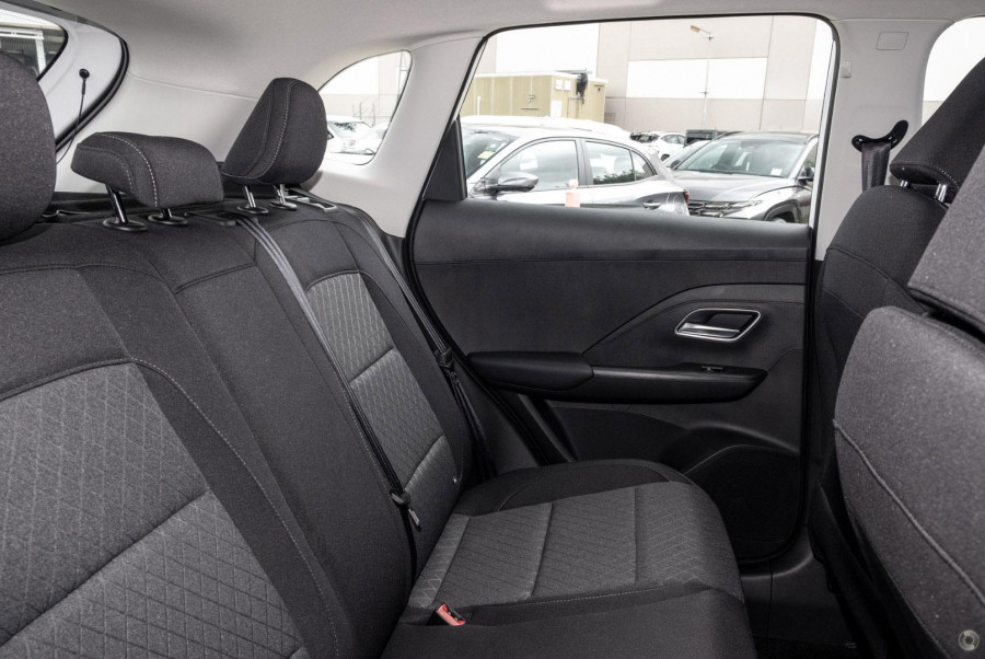 2025 MG ZS ZS32 Excite Hybrid+ SUV Image 9
