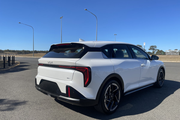2026 Kia K4 CL4m GT-Line Hatch Image 8